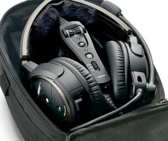 bose-headset-in-case.jpg