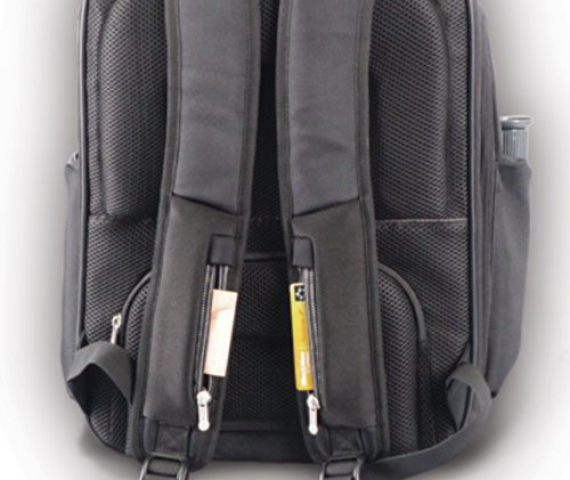 design4pilots-backpack4.jpg
