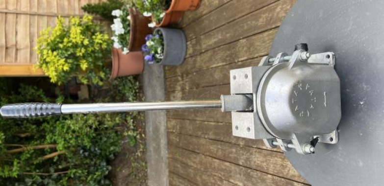 As New petrol toggle pump