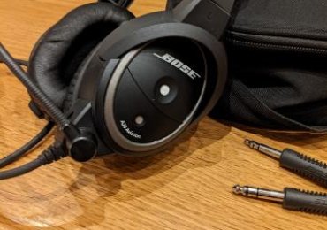 Bose A20 headset with bluetooth