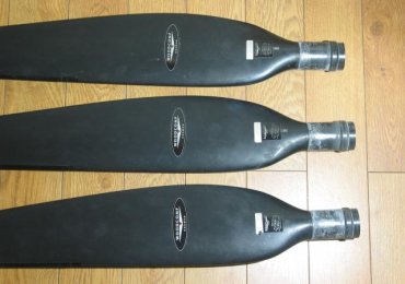 3-BLADE COMPOSITE WOODCOMP PROPELLER 170 CM