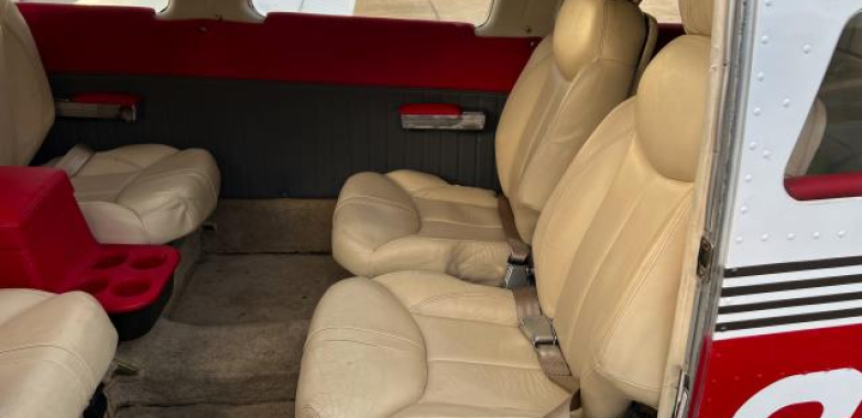 Piper PA32-300 Cherokee Six