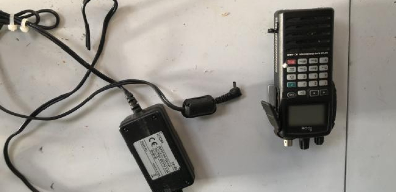 Icom A6e 8.33kHz radio with intercom
