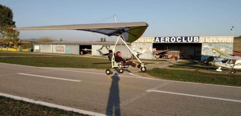 TRIKE APOLLO RACER 582 REG. 81-18