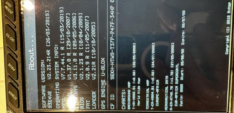 AvMap EKP IV GPS Navigator with cradle