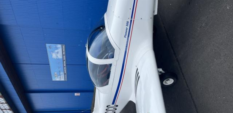 PIONEER 300 retractable (55k) new engine/box