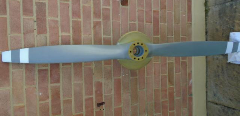 Sensenich 69CK propellor and spinner – £2750/£265