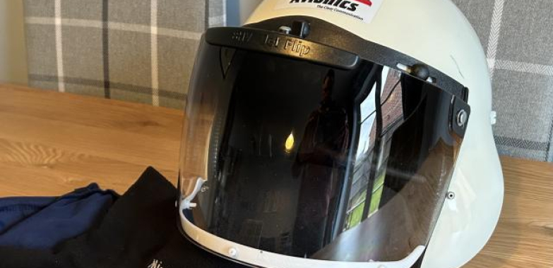 Microlight integrated helmet