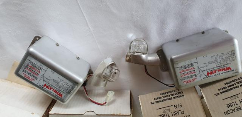 Whelen A650 wing tip strobes & A490A controllers, New