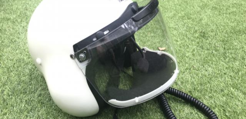 Microavionics integrated helmet