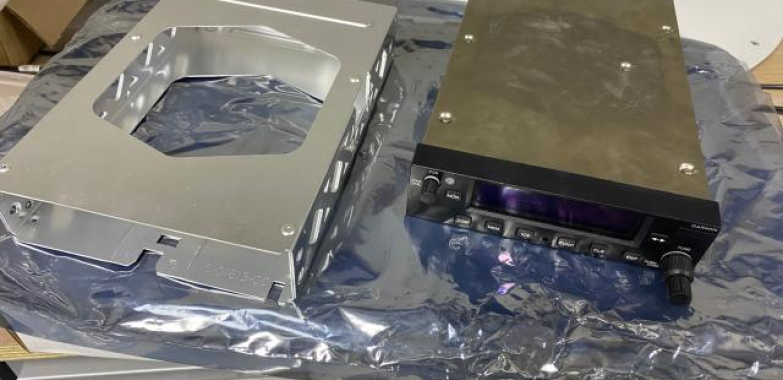 Garmin GTR225 incl tray, excellent condition