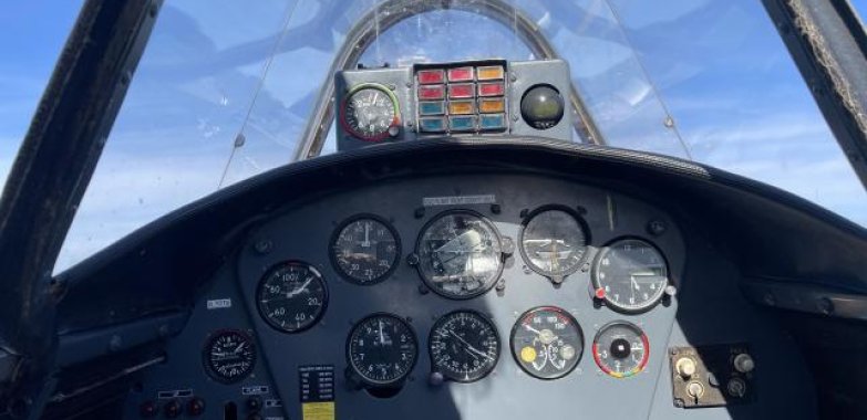 Yak-52 1/4 Share –