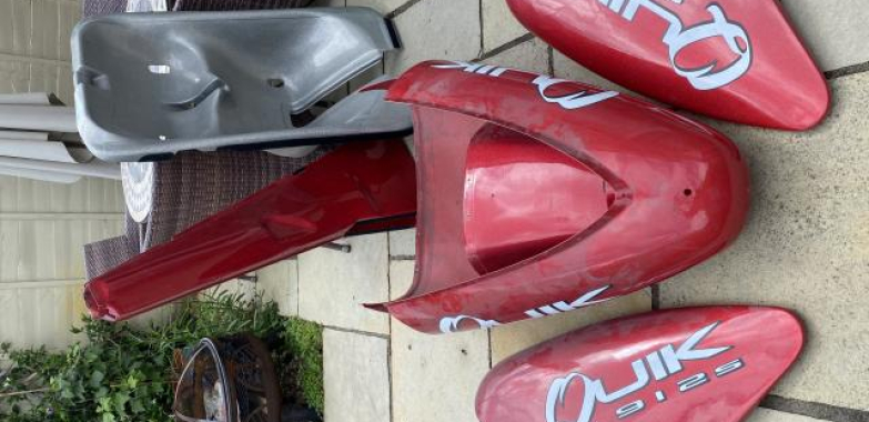 P&M body parts and seat base