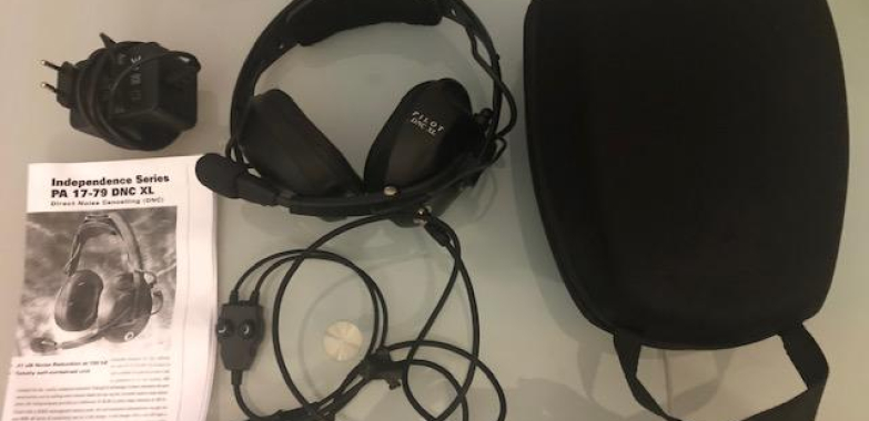Pilot PA17-79 DNC XL Headsets (2 no.)