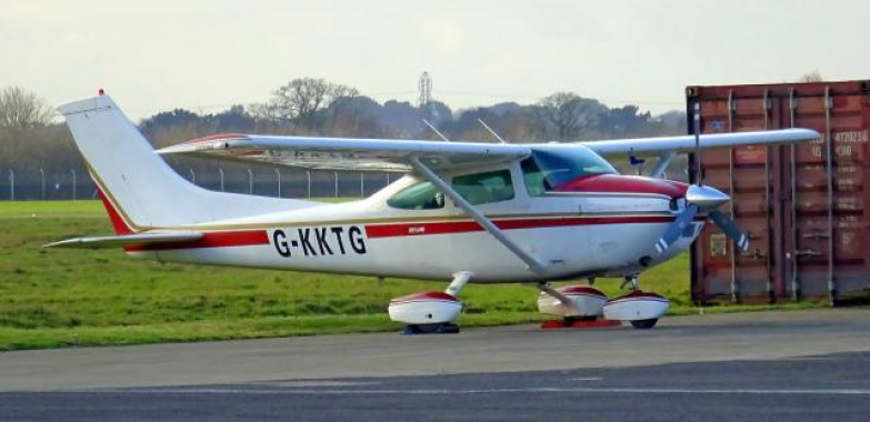 CESSNA 182 share Bournemouth