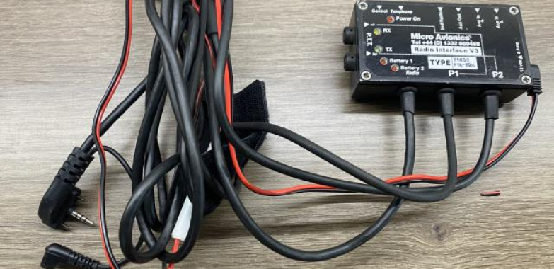 Microavionics MMO5 V3 powered radio interface
